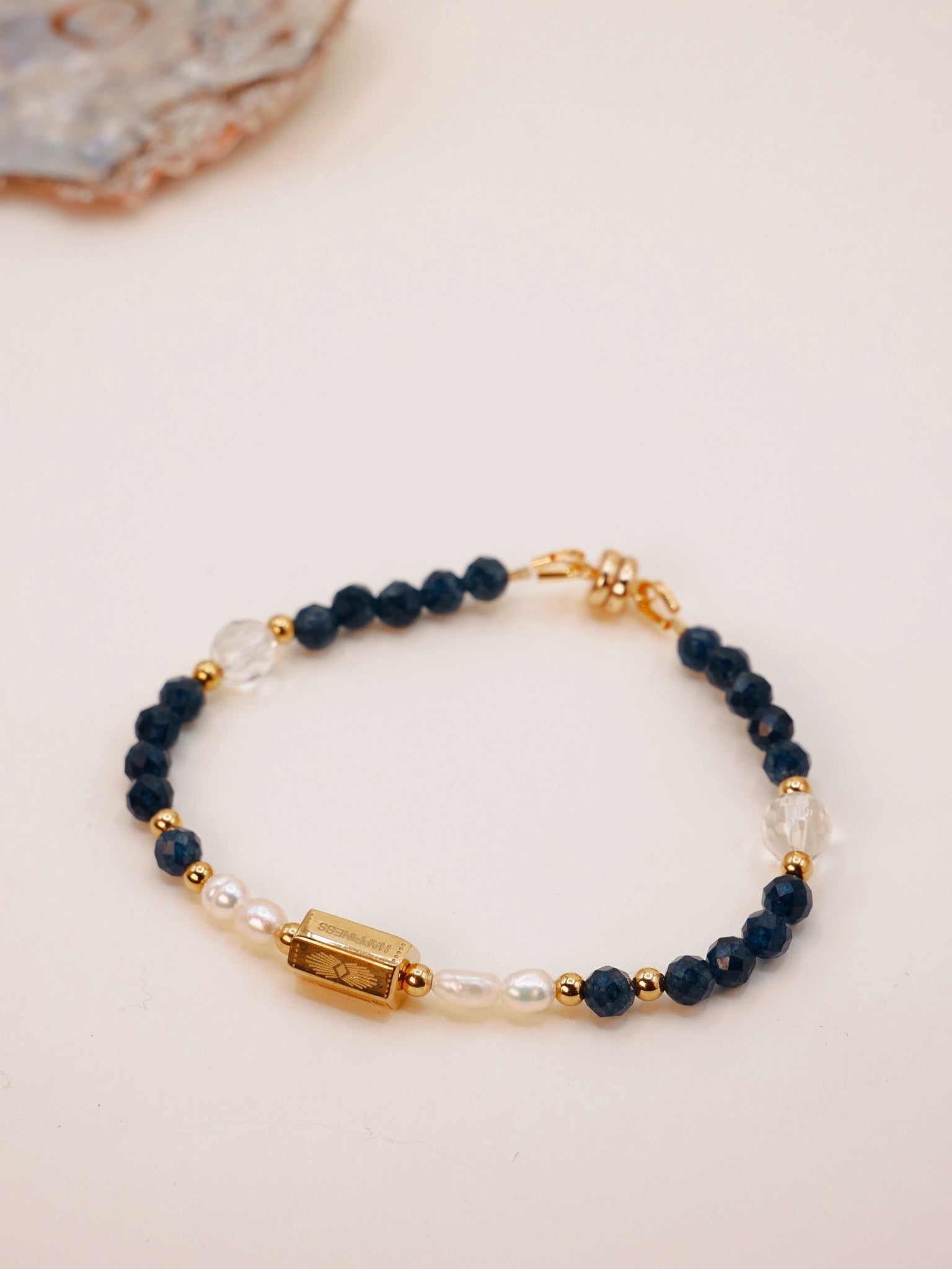 "Happiness" Armband