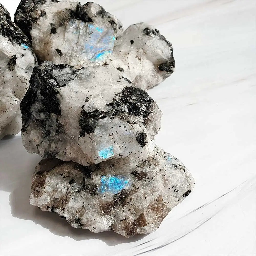 Regenbogen Mondstein Rohstücke