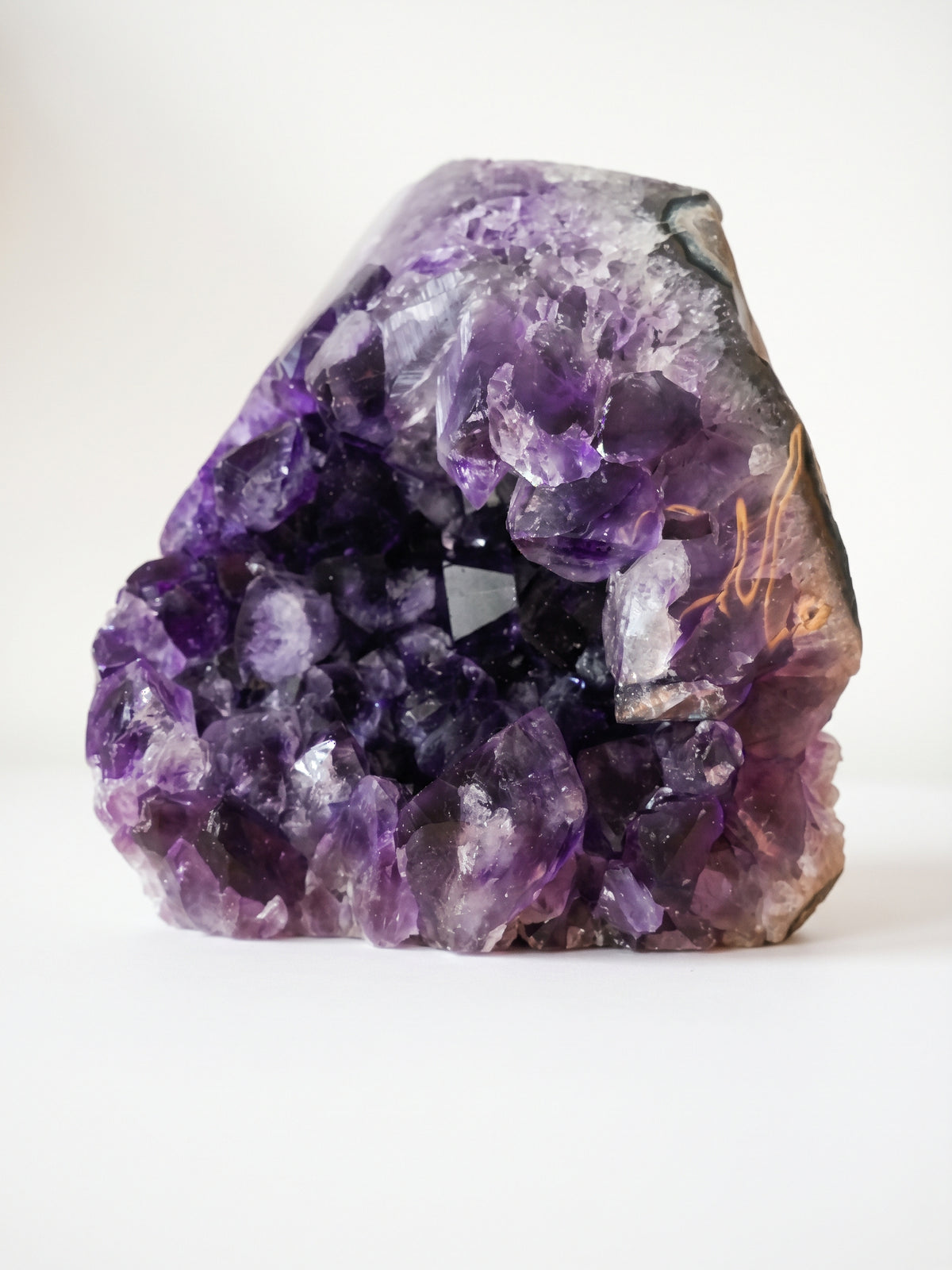 Amethyst Freeform anpoliert – dunkles Amethyst Rohstück, Bild 2