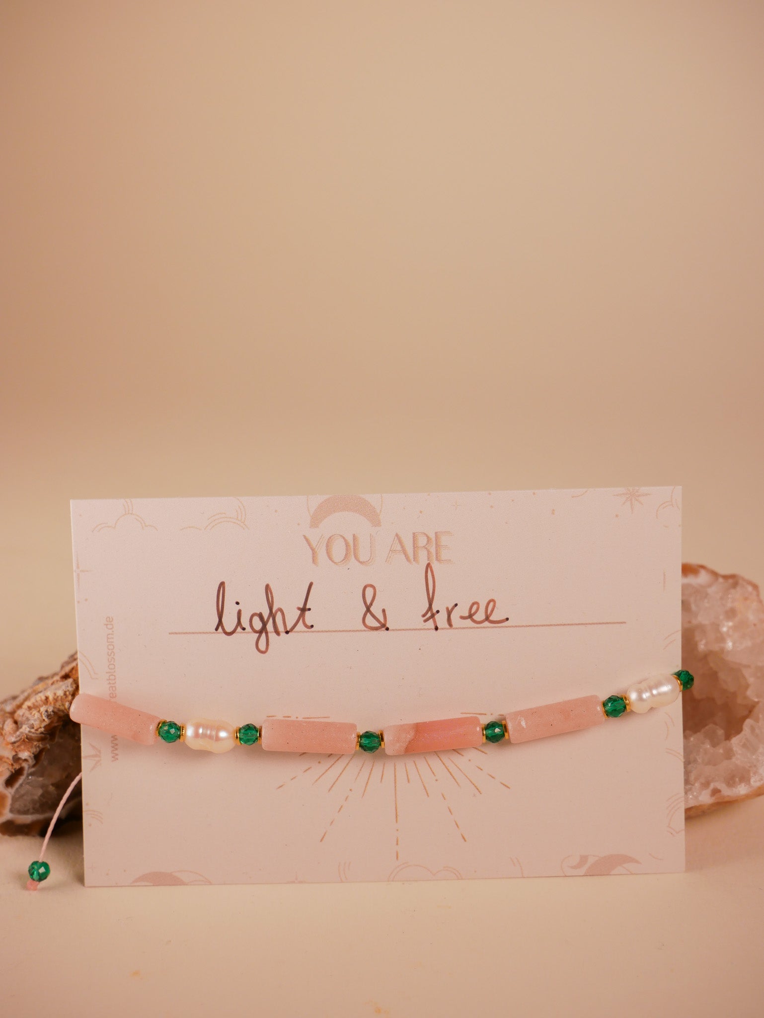 Rosa Opal Armband