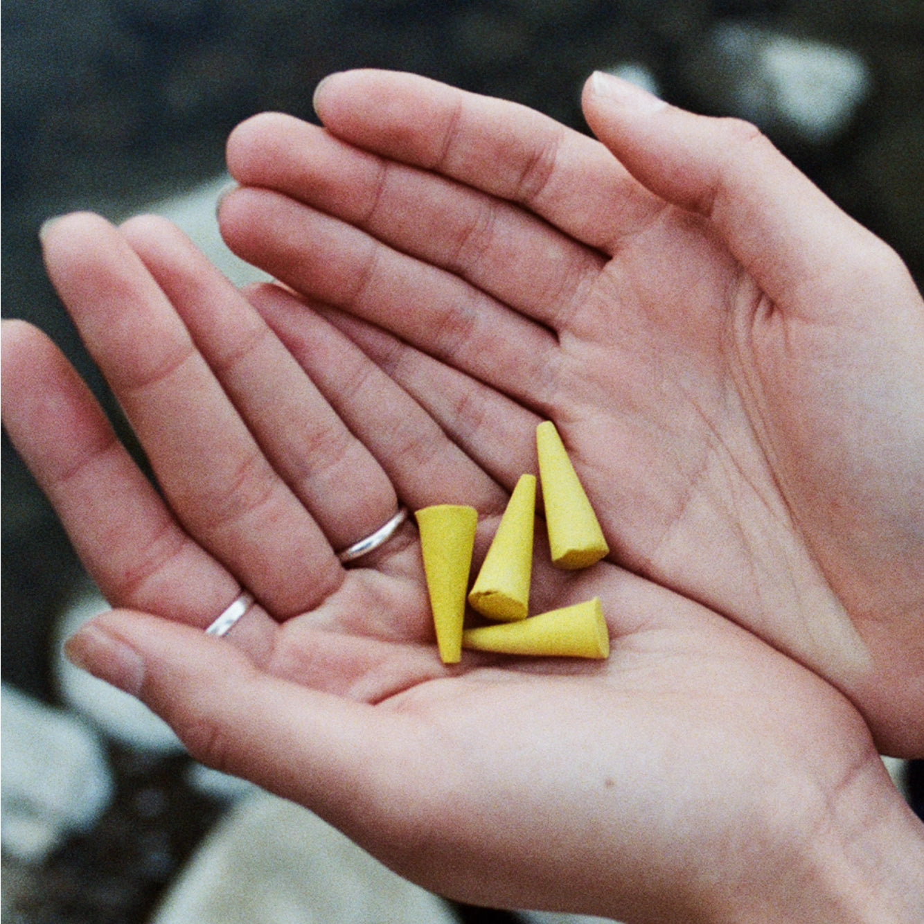 "Happy" ripple* Räucherkegel
