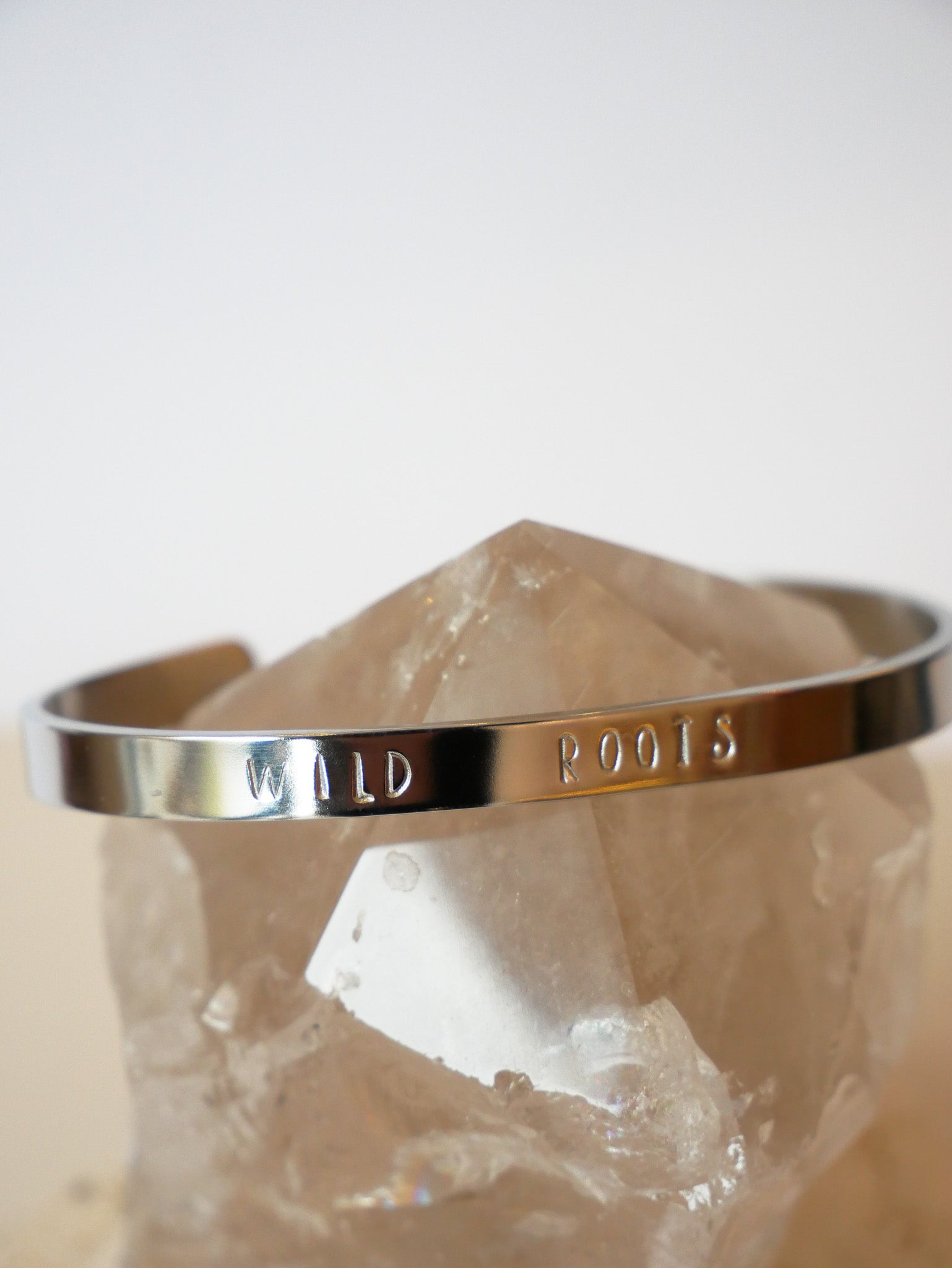 Mantra Armreif "WILD ROOTS" silber