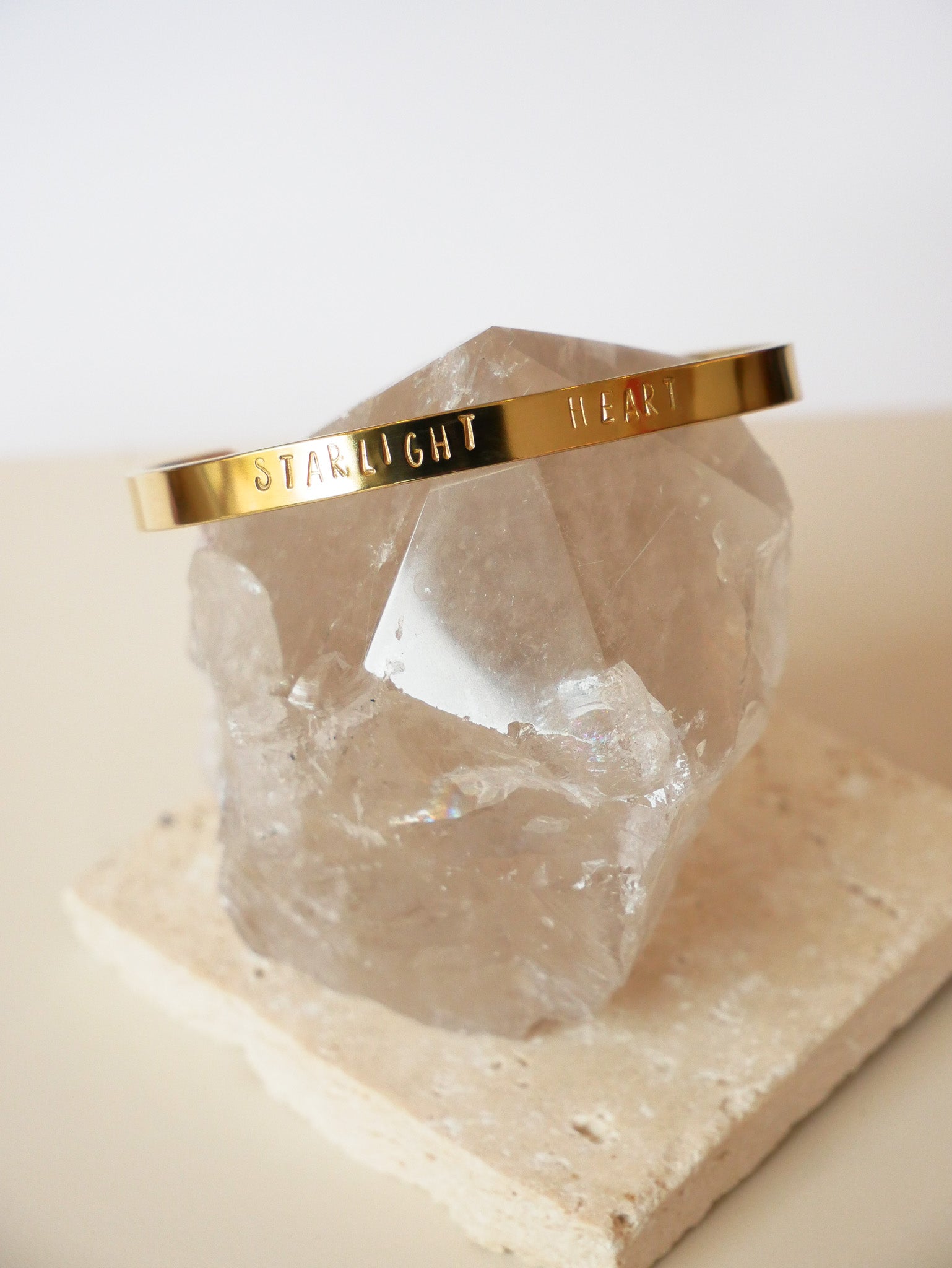 Mantra Armreif "STARLIGHT HEART" gold