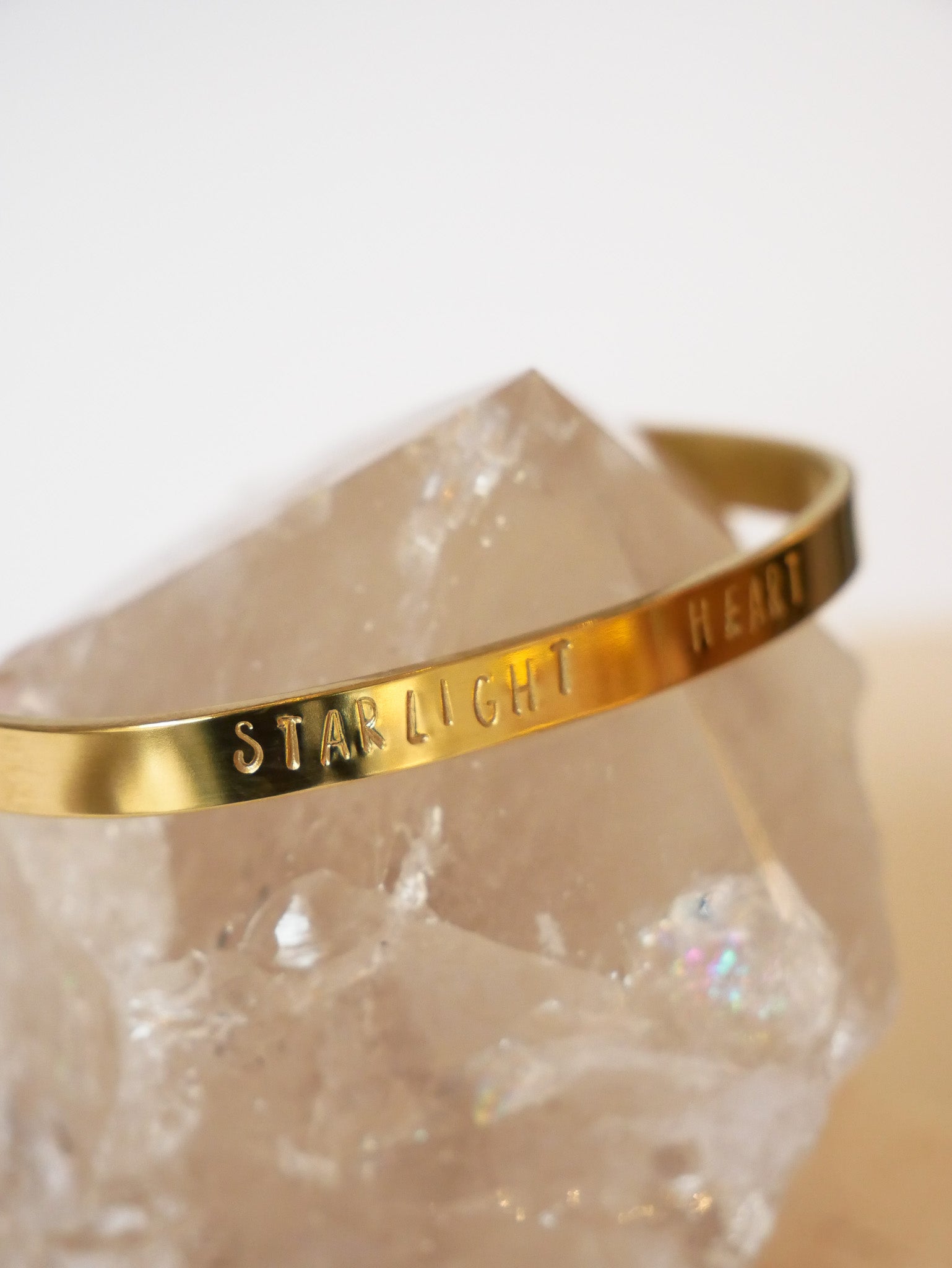Mantra Armreif "STARLIGHT HEART" gold