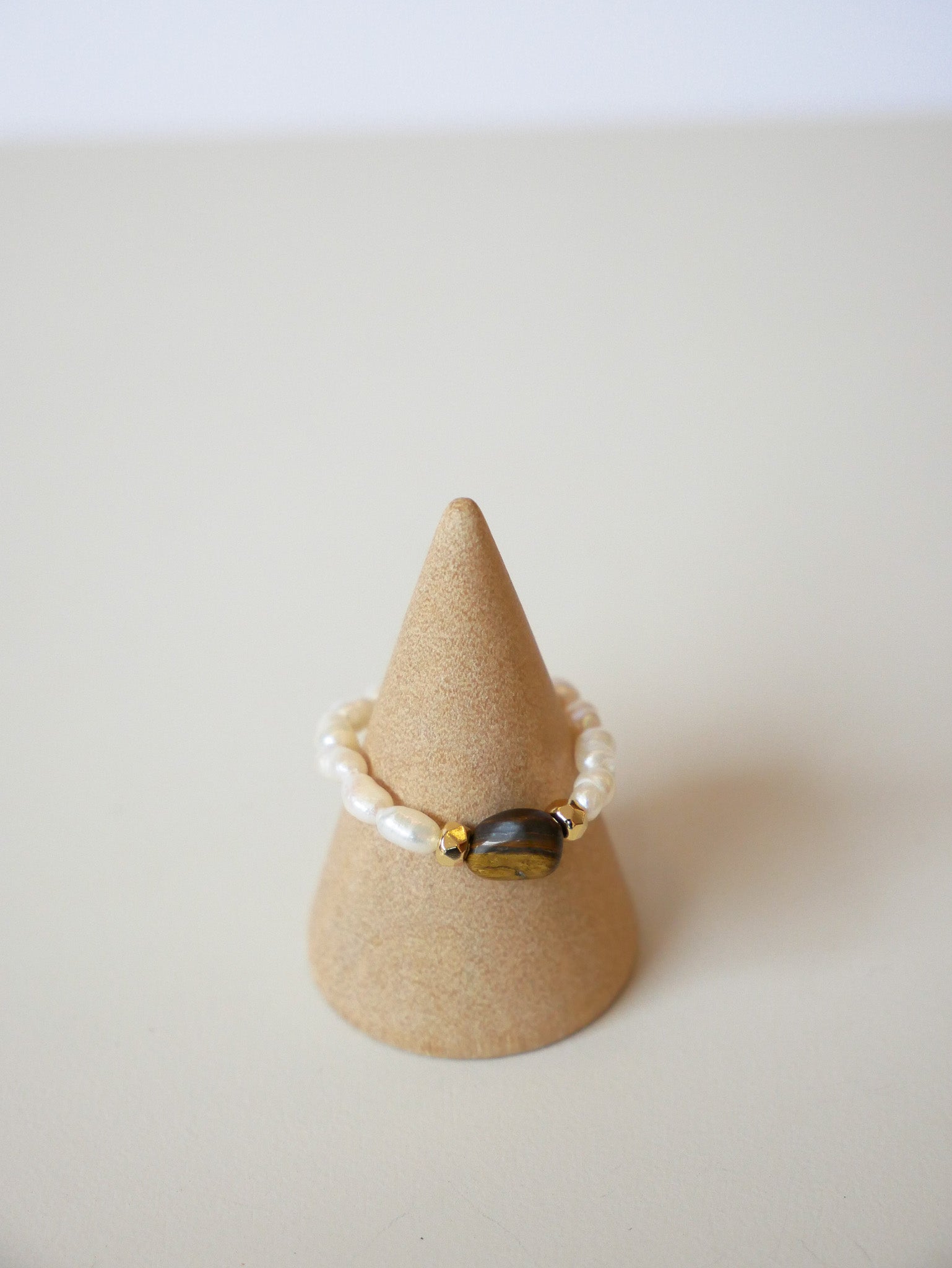 Stretchring Tigerauge "Golden Pearl"