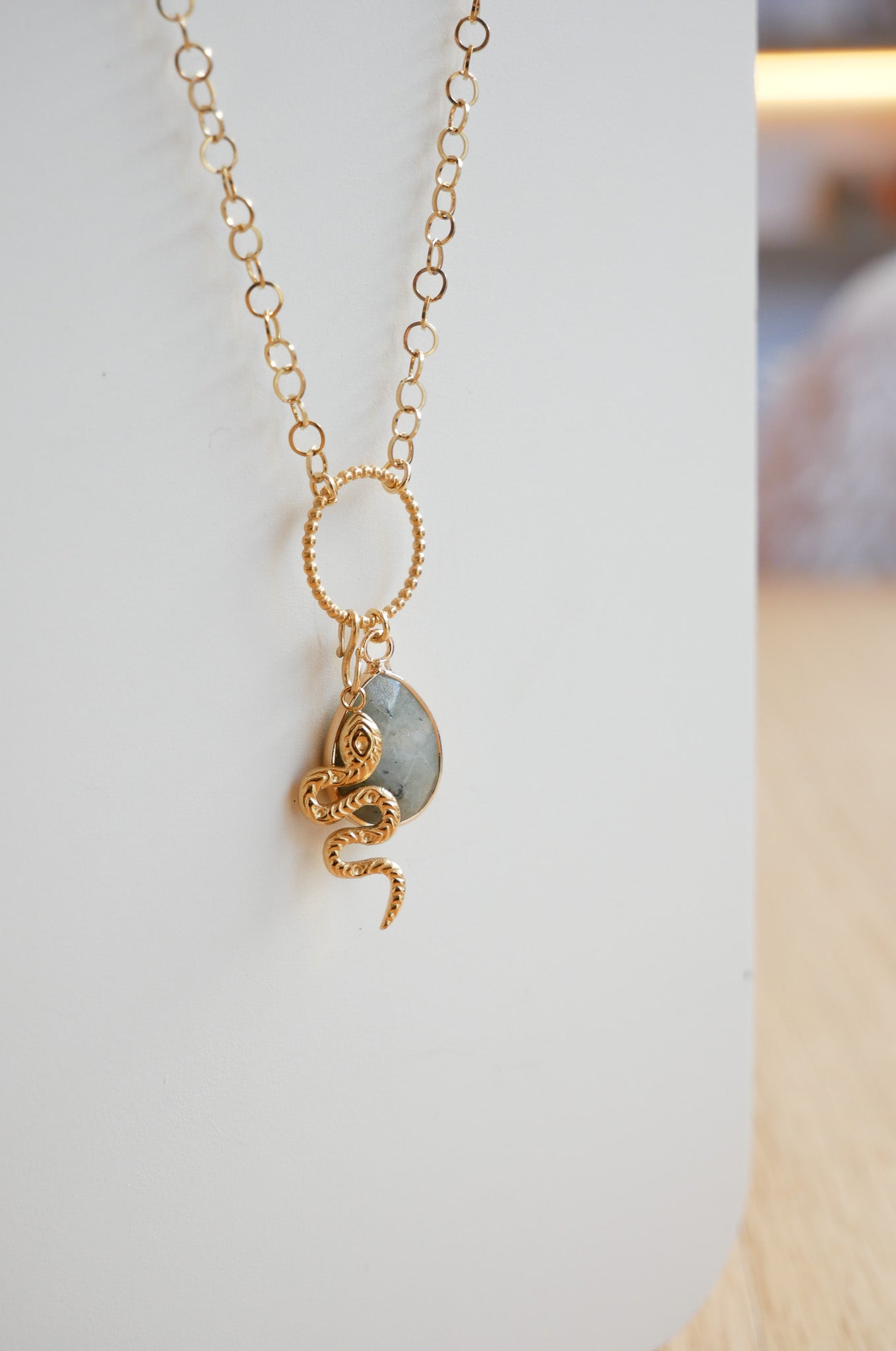 Zarte Kette Schlange & Labradorit
