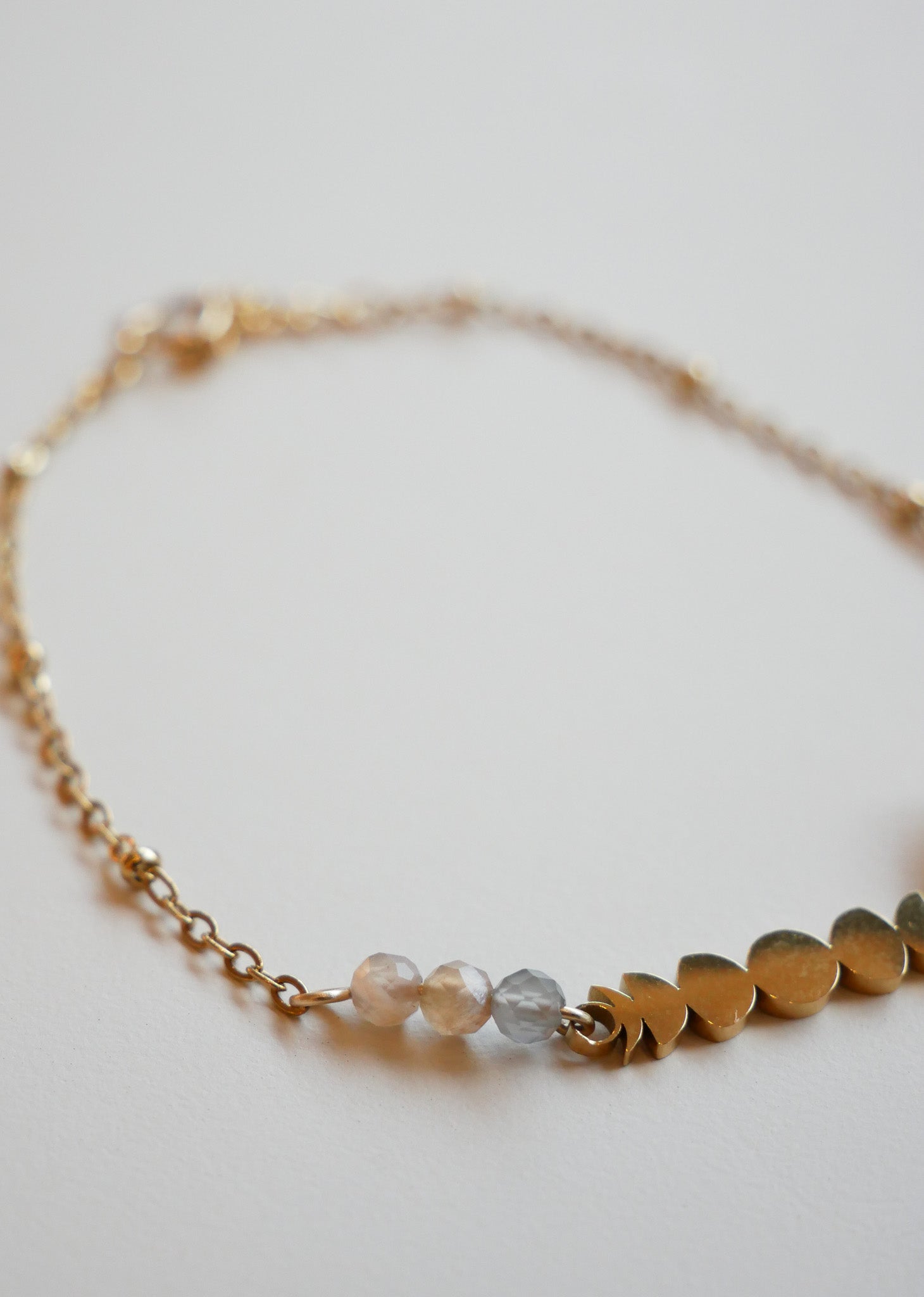 Filigranes Armband Mondphasen