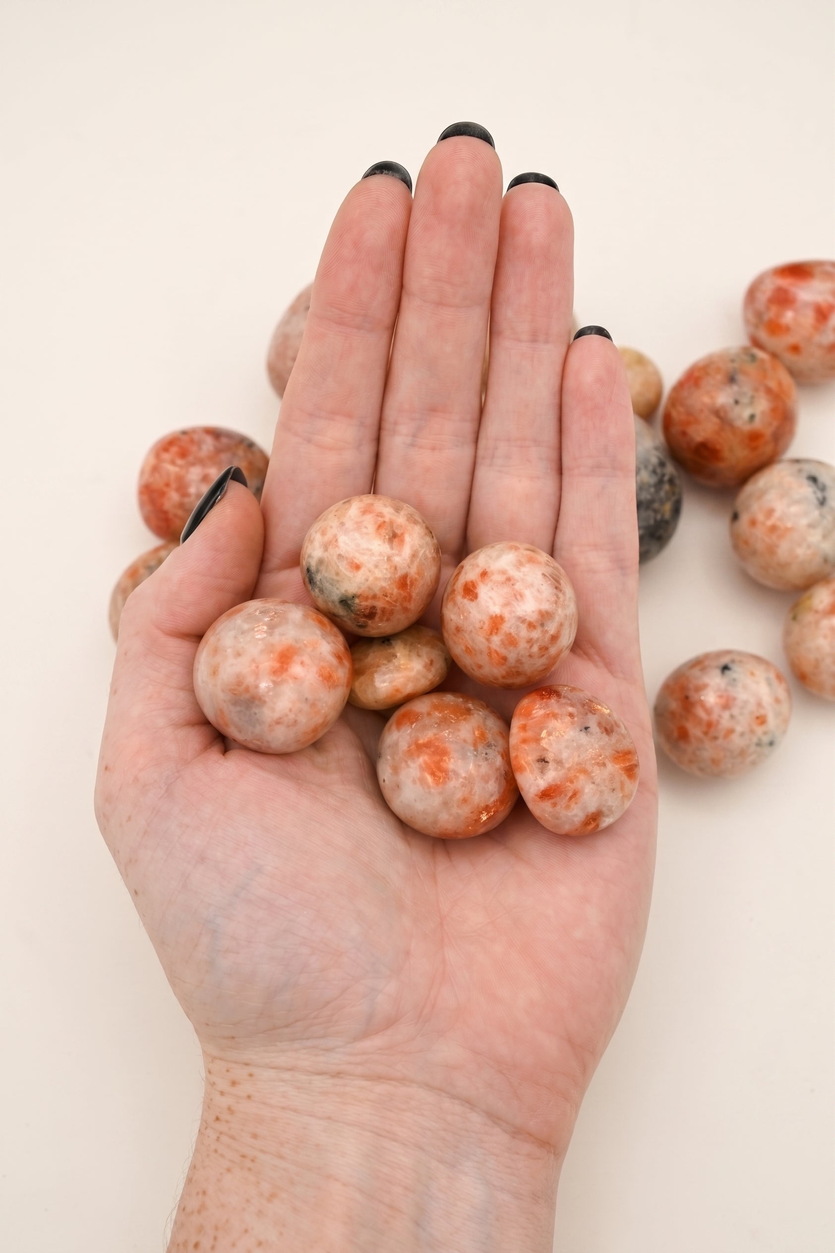 Sonnenstein Trommelstein handpoliert