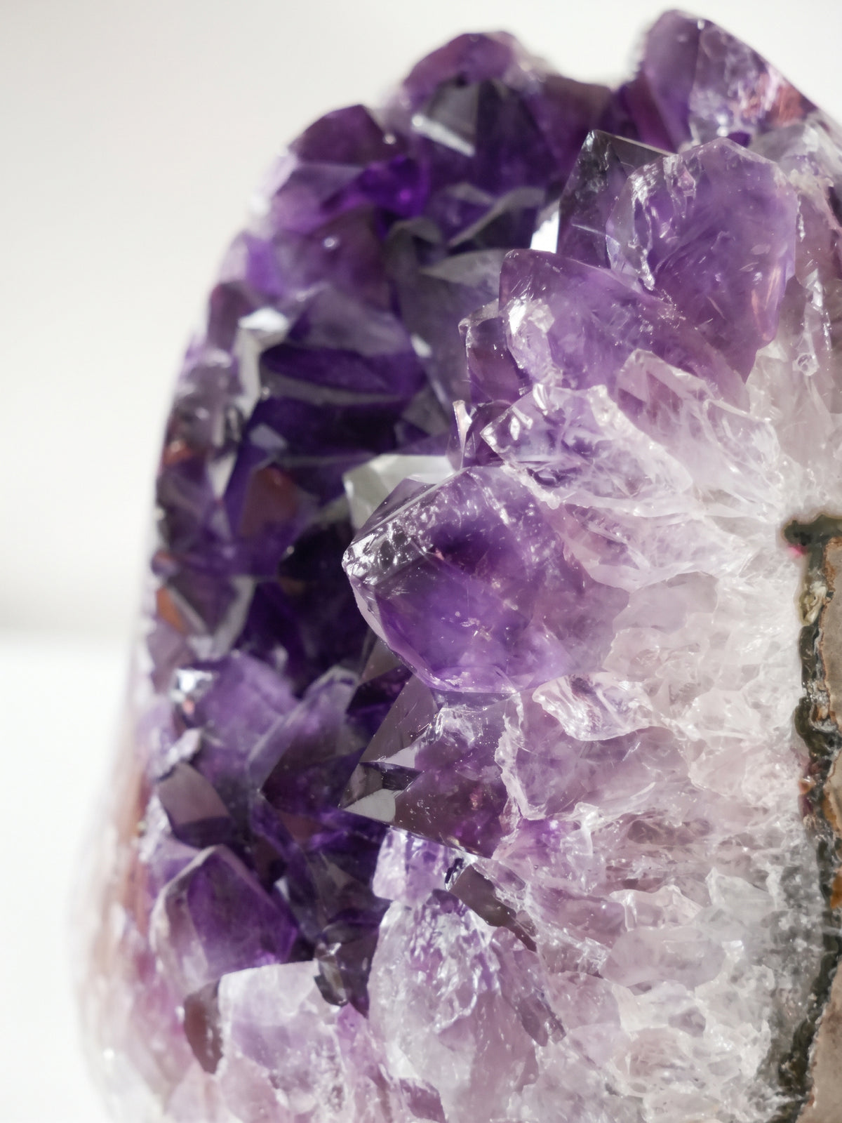 Amethyst Freeform anpoliert – dunkles Amethyst Rohstück, Bild 5